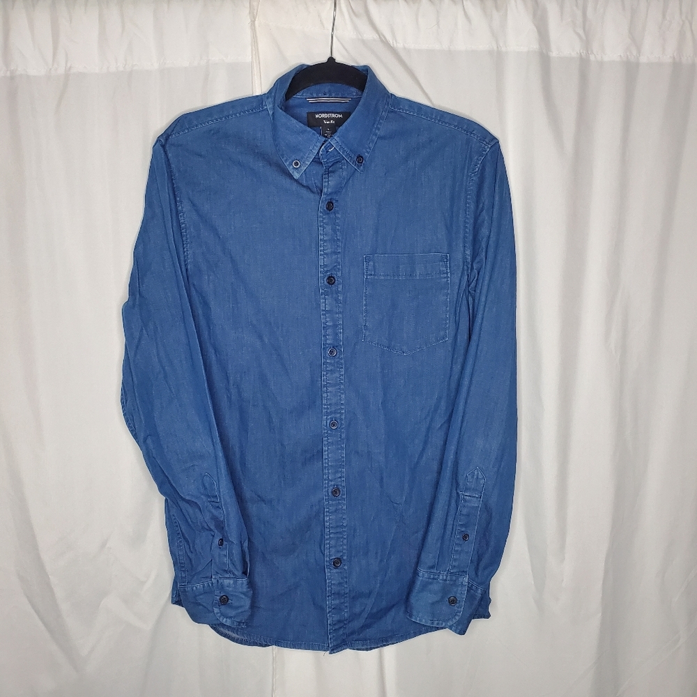 ♧ Nordstrom Trim Fit Chambray Long-sleeved Button Up Shirt Size Small